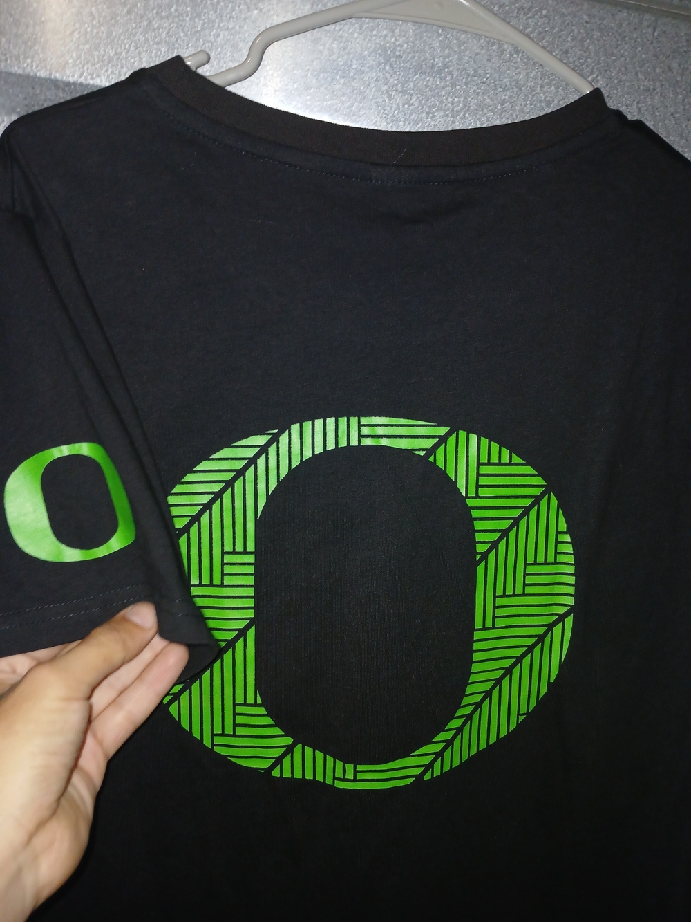 Nike Oregon Ducks Ohana Big Ten B1G Conference T-Shirt Black Go Ducks NCAA Sz M. - Picture 6 of 8